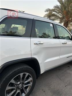 جيب جراند شيروكي